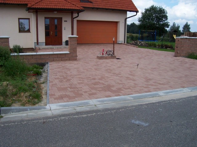 Zámková dlažba Polnička