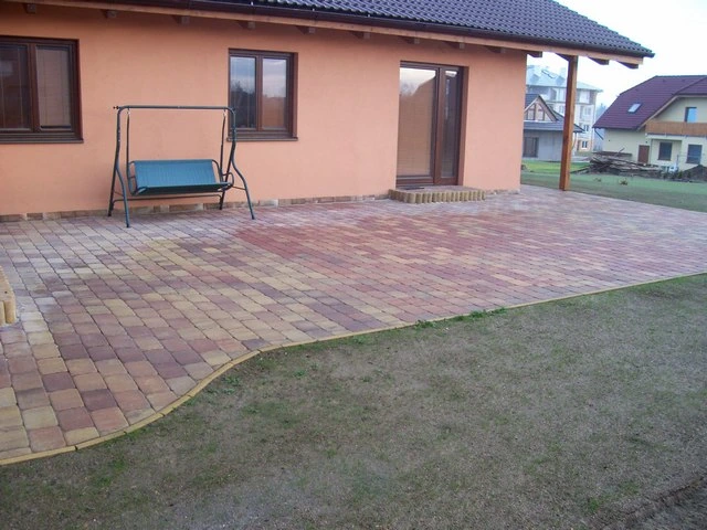 Zámková dlažba Žďár nad Sázavou